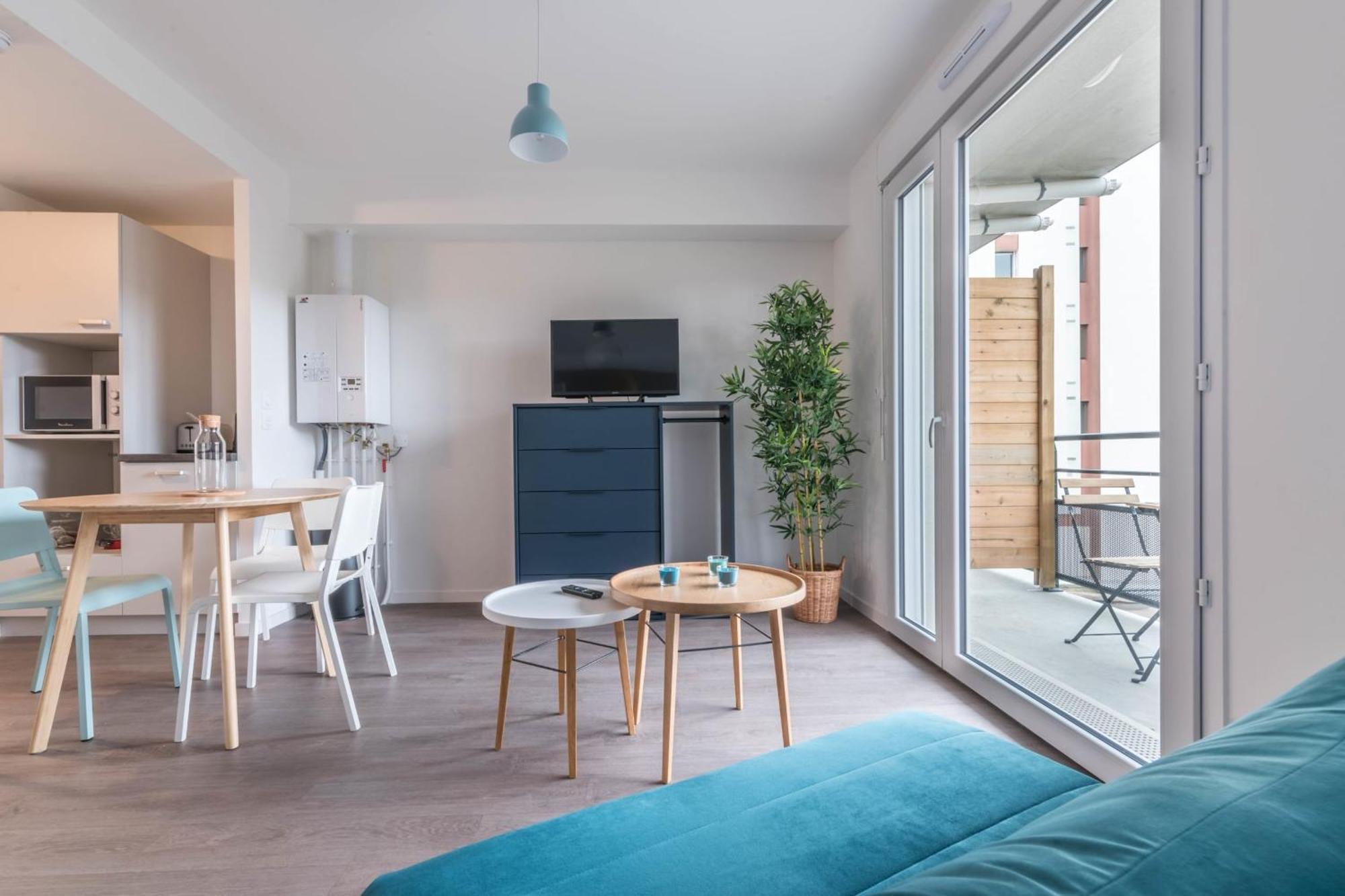 Ferienwohnung Pierrick - Studio Wifi Et Gare Le Mans Exterior foto